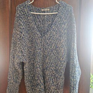 Misha and Puff V-Neck Women's Sweater Size 1